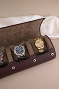 Carica l'immagine nel visualizzatore della galleria, Uhrenrolle 3 - Large - Chocolate Brown