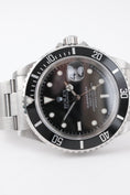 Bild in Galerie-Betrachter laden, Rolex Submariner Date 16610 - Detail view 4