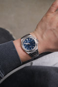 Bild in Galerie-Betrachter laden, IWC Ingenieur Automatic 40 IW328907 - Detail view 11