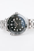 Bild in Galerie-Betrachter laden, Omega Seamaster Diver 300 M 21030422010001 - Detailansicht 2