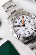 Bild in Galerie-Betrachter laden, Rolex Explorer II 226570 - Detail view 3