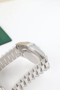 Load image into Gallery viewer, Rolex Day-Date 40 228236 - Detailed view 8