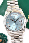 Load image into Gallery viewer, Rolex Day-Date 40 228236 - Detailed view 2
