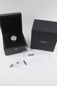 Bild in Galerie-Betrachter laden, Vacheron Constantin Traditionnelle 4020T - Papers and documentation
