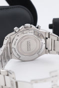 Bild in Galerie-Betrachter laden, Girard Perregaux Laureato Chronograph 81020-11-131-11A - Detail view 9