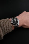 Bild in Galerie-Betrachter laden, Rolex GMT Master II 126713GRNR - Detail view 11