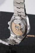 Cargar la imagen en la vista de la galería, Vacheron Constantin Overseas Dual Time 7900V/110A-B334 - Detailansicht 10