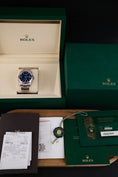Bild in Galerie-Betrachter laden, Rolex Oyster Perpetual 36 126000 - Papers and documentation