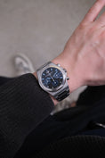 Bild in Galerie-Betrachter laden, Girard Perregaux Laureato Chronograph 81020-11-631-11A - Detail view 12