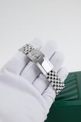Load image into Gallery viewer, Rolex GMT-Master II 126710BLRO - Detail view 8