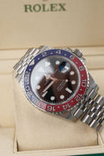 Load image into Gallery viewer, Rolex GMT-Master II 126710BLRO - Detail view 3