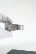 Bild in Galerie-Betrachter laden, Audemars Piguet Royal Oak Dual Time 25730ST - Detail view 8