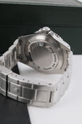 Załaduj obraz do przeglądarki galerii, Rolex Sea-Dweller 16600 - Widok szczegółowy 6