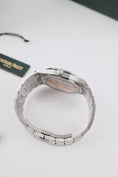 Bild in Galerie-Betrachter laden, Audemars Piguet Royal Oak Jumbo 15202ST.OO.1240ST.01 - Detailansicht 4