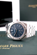 Bild in Galerie-Betrachter laden, Audemars Piguet Royal Oak Jumbo 15202ST.OO.1240ST.01 - Detailansicht 3