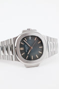 Carica l'immagine nel visualizzatore della galleria, Patek Philippe Nautilus 5800/1A-001 - Detailansicht 1