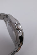 Carica l'immagine nel visualizzatore della galleria, Rolex GMT-Master II 126710GRNR - Detailansicht 5