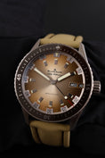 Load image into Gallery viewer, Blancpain Fifty Fathoms Bathyscaphe 5052-1146 - Detailansicht 3