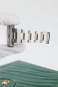 Carica l'immagine nel visualizzatore della galleria, Rolex Oyster Perpetual 36 116000 - Detailansicht 6