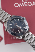 Bild in Galerie-Betrachter laden, Omega Seamaster Planet Ocean 21530442103001 - Detail view 1