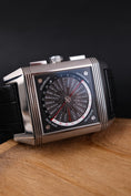 Carica l'immagine nel visualizzatore della galleria, Jaeger-LeCoultre Squadra World Chrono 702 T 470 - Detailansicht 3