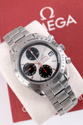 Bild in Galerie-Betrachter laden, Omega Speedmaster Date 32113100 - Detail view 2
