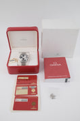 Bild in Galerie-Betrachter laden, Omega Speedmaster Date 32113100 - Papers and documentation