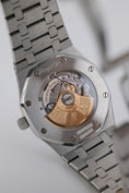 Bild in Galerie-Betrachter laden, Audemars Piguet Royal Oak 15300ST.OO.1220ST.01 - Detailansicht 7