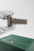 Bild in Galerie-Betrachter laden, Rolex GMT Master II 126713GRNR - Detailansicht 6