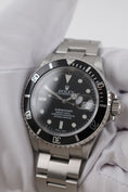 Bild in Galerie-Betrachter laden, Rolex Submariner Date 16610 - Detailansicht 2