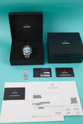 Carica l'immagine nel visualizzatore della galleria, Tudor Black Bay Chronograph 79360N-0024 - Papiere und oder Lieferumfang