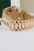 Załaduj obraz do przeglądarki galerii, Rolex Day-Date 36 128238 - Widok szczegółowy 5