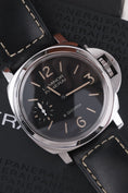 Load image into Gallery viewer, Panerai Luminor PAM00915 - Detail view 3