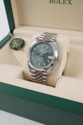 Carica l'immagine nel visualizzatore della galleria, Rolex Datejust 41 126300 - Vista dettagliata 1