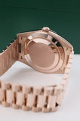 Carica l'immagine nel visualizzatore della galleria, Rolex Day-Date 40 228235 - Detailansicht 6