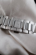 Bild in Galerie-Betrachter laden, Girard Perregaux Laureato 81010-11-634-11A - Detail view 8