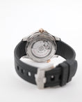 Carica l'immagine nel visualizzatore della galleria, Omega Seamaster Diver 300M 21022422001002 - Detailansicht 2