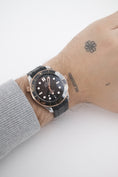 Carica l'immagine nel visualizzatore della galleria, Omega Seamaster Diver 300M 21022422001002 - Detailansicht 14