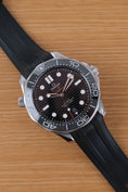 Bild in Galerie-Betrachter laden, Omega Seamaster Diver 300M 21032422001001 - Detail view 1