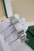 Bild in Galerie-Betrachter laden, Rolex Submariner 126610LV - Detail view 8
