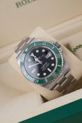 Bild in Galerie-Betrachter laden, Rolex Submariner 126610LV - Detail view 3