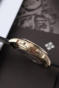 Load image into Gallery viewer, Patek Philippe Perpetual Calendar Chronograph 5270J-001 - Detail view 5