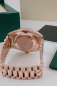 Bild in Galerie-Betrachter laden, Rolex Day-Date 40 228235 - Detail view 7