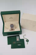 Carica l'immagine nel visualizzatore della galleria, Rolex GMT-Master II 126711CHNR - documenti e/o volume di consegna
