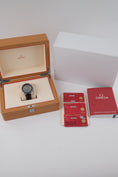 Bild in Galerie-Betrachter laden, Omega Speedmaster Racing 32932445106001 - Papiere und oder Lieferumfang