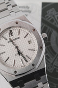 Bild in Galerie-Betrachter laden, Audemars Piguet Royal Oak Selfwinding 15300ST.OO.1220ST.01 - Detailansicht 1