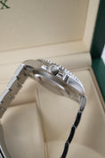 Load image into Gallery viewer, Rolex Submariner No Date 114060 - Detailed view 5
