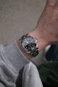 Load image into Gallery viewer, Rolex Submariner No Date 114060 - Detailed view 10