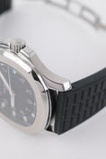 Load image into Gallery viewer, Patek Philippe Aquanaut 5064 - Detail view 3