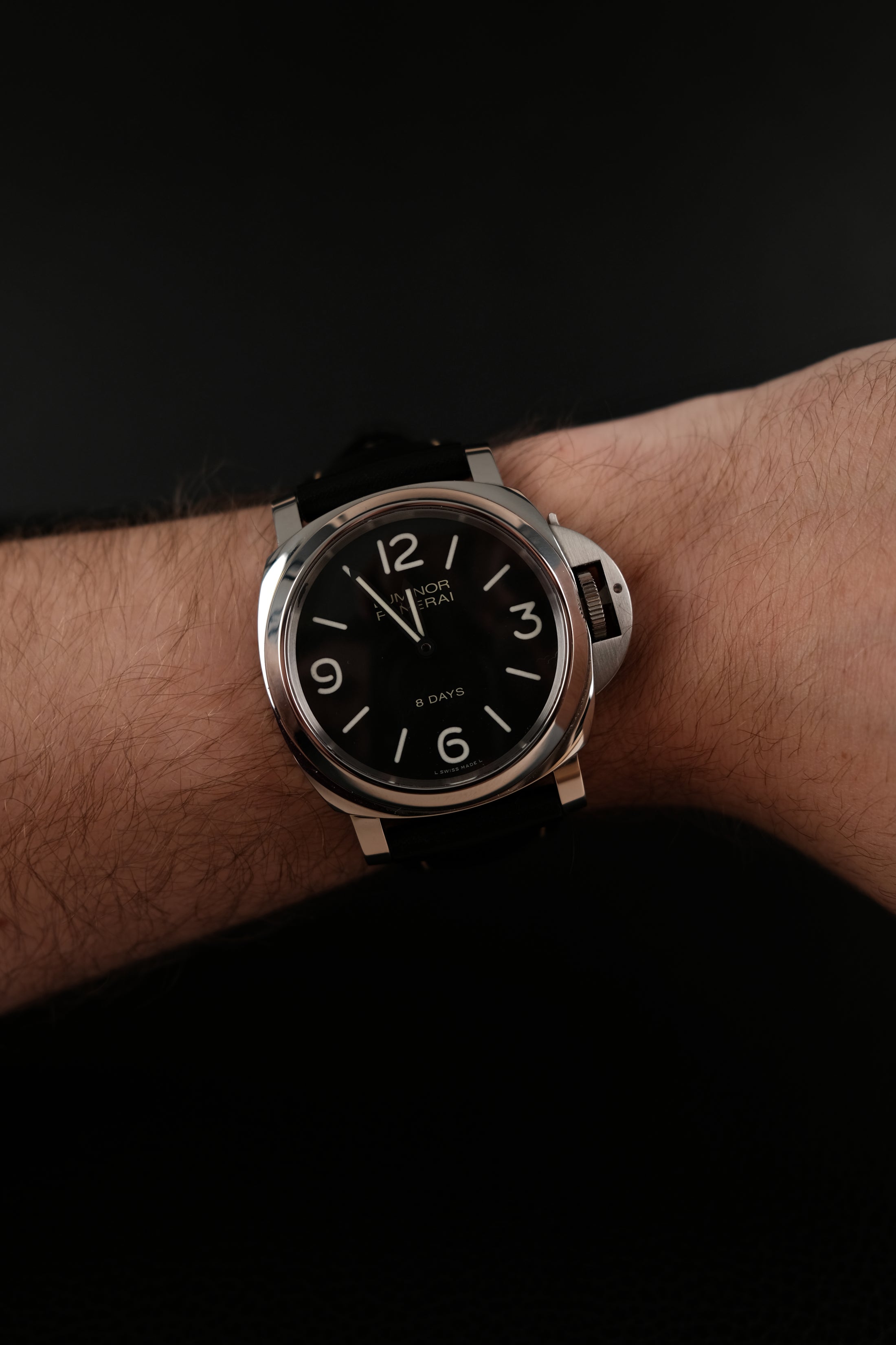 Panerai Luminor Base 8 Days 44mm PAM00560 Box + og. Papiere TOP Condition